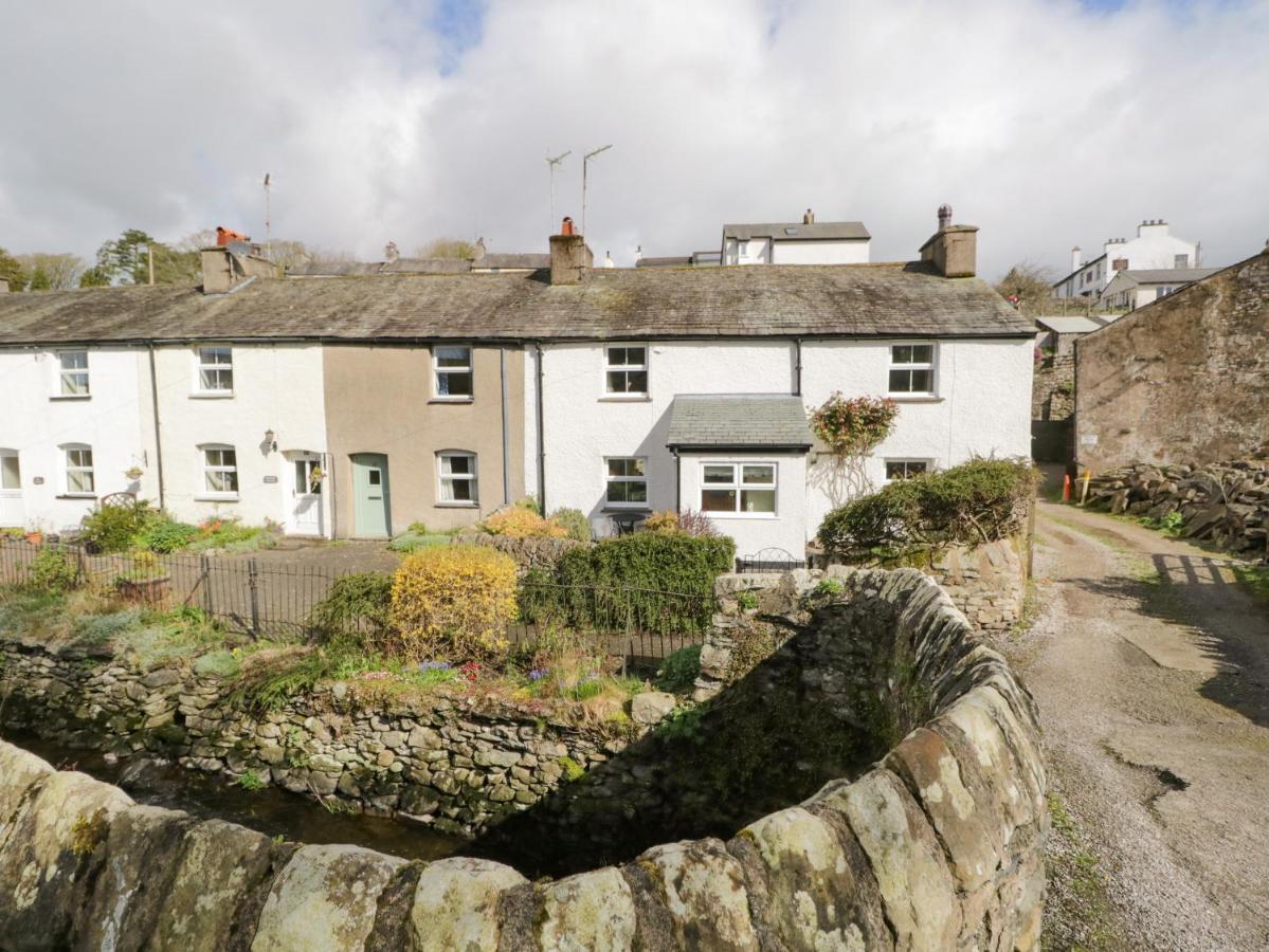 14 Low Row Holker Exterior photo